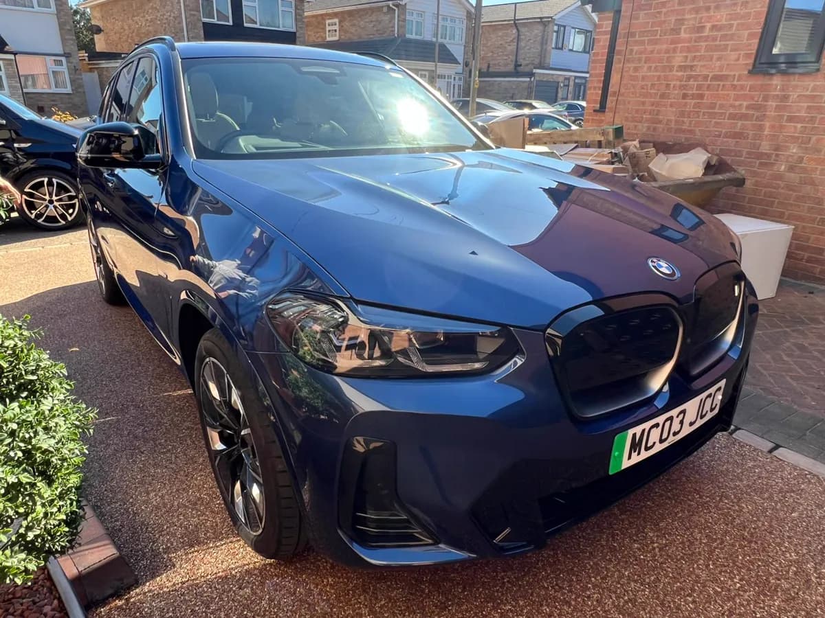 BMW iX3